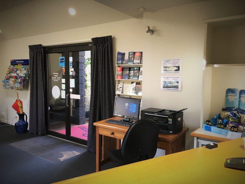 Cable Court Motel Dunedin Exterior photo